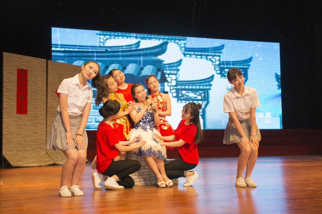 专业汇报演出情景剧表演